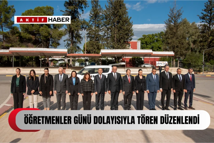  24 Kasım Öğretmenler Günü dolayısıyla Lefkoşa Atatürk Anıtı önünde tören düzenlendi...