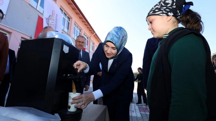 Afyonkarahisar'da "Gelenekten Geleceğe, Sağlıklı Nesiller" projesi başladı