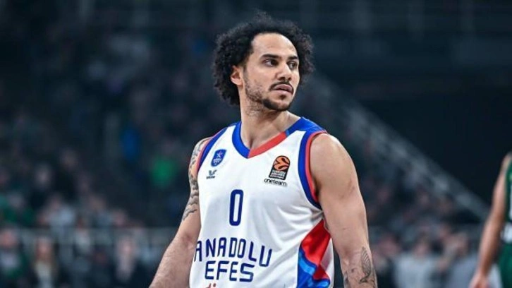 Anadolu Efes'e Shane Larkin'den kötü haber