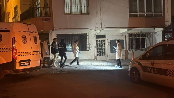 Bağcılar'da polis aracına EYP ve molotofkokteyli atıldı