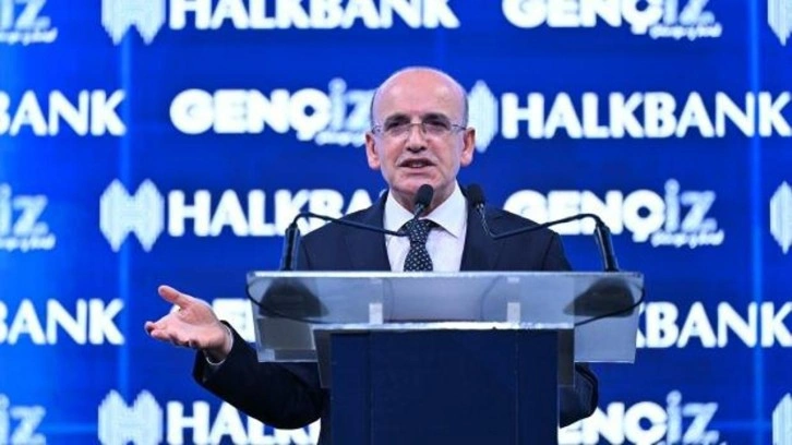 Bakan Şimşek: 2024'te kredi notu 2 kez üst üste artan tek ülkeyiz