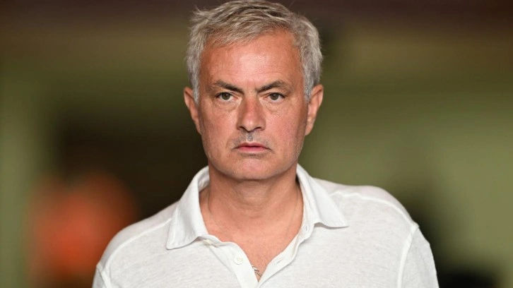 Fenerbahçe'den ayrılabilir! Jose Mourinho'ya talip var