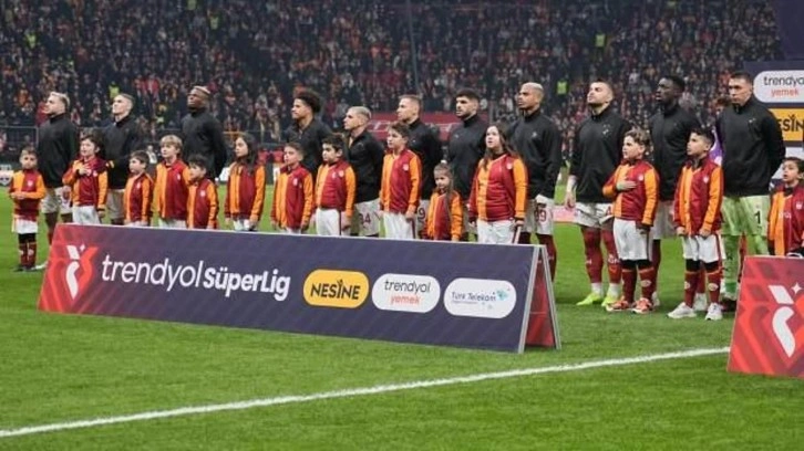 Galatasaray bu sezon ligdeki derbilerde ilki yaşadı