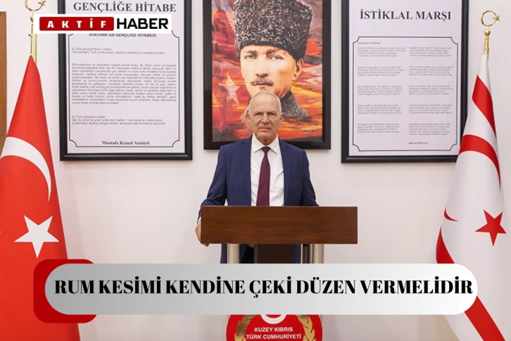 “İngiltere Kıbrıs'a sadece asker değil savaş gemileri ve denizaltılar da gönderiyor”