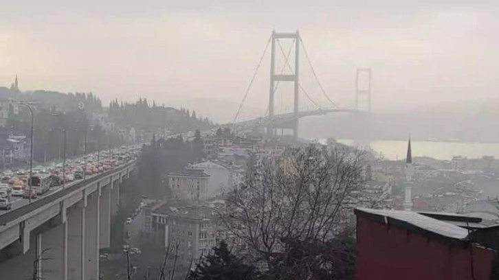 İstanbul Boğazı gemi trafiğine kapatıldı