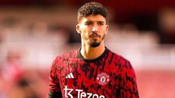 Manchester United'da Altay Bayındır alarmı! Kollar sıvandı