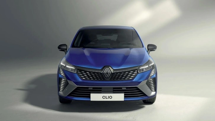 Uygun fiyatlı şehir otomobili: Renault Clio 2024 fiyat listesi!