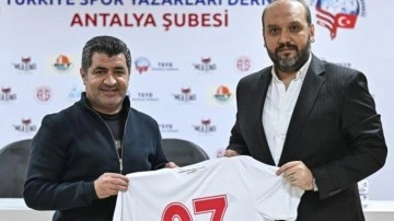 Antalyaspor'dan Alex de Souza'ya göndermeli cevap!