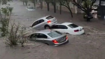 Arjantin'de şiddetli sel: 10 kişi hayatını kaybetti