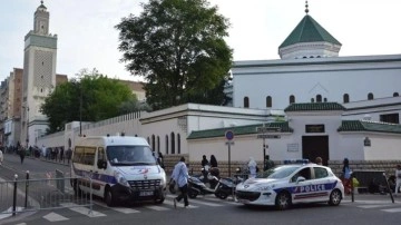 Camilere saldırı planlayan Neonazi grubun liderine 18 yıl hapis