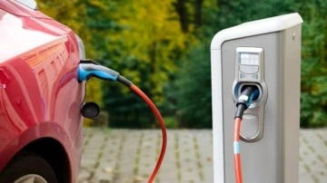 Evlerde elektrikli araç şarj istasyonu kurulumu kolaylaştı: İşte yeni kurallar!