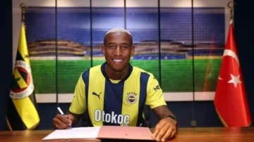 Fenerbahçe, Talisca'yı resmen duyurdu