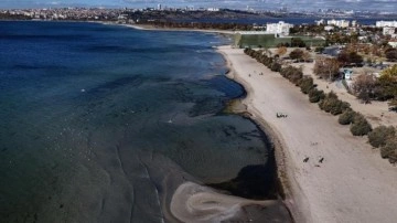 İstanbul'da deniz suyu çekildi! Korkutan görüntüler...