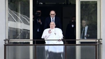 Papa Franciscus, hastaneden taburcu edildi