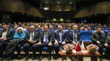 TCMB Başkanı Karahan, Uşak'ta iş dünyası temsilcileriyle bir araya geldi