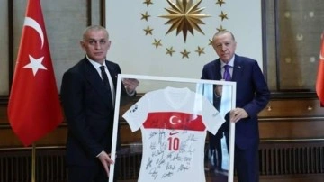 TFF Başkanı Hacıosmanoğlu'ndan Cumhurbaşkanı Erdoğan'a ziyaret