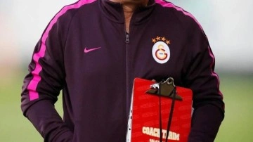 Yenilgi sonrası sürpriz paylaşım! "Çare Terim"